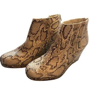 Snakeskin Wedges